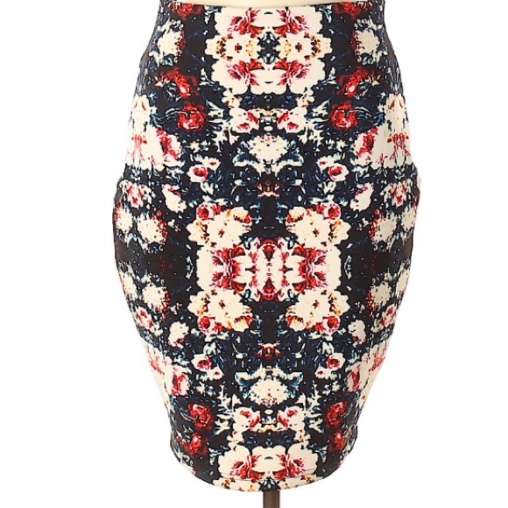 The Fifth High Waisted Skirt